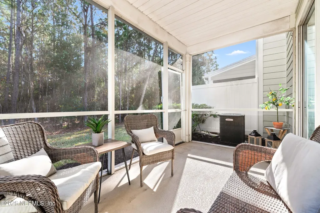 3897 Lionheart Drive Jacksonville FL 32216