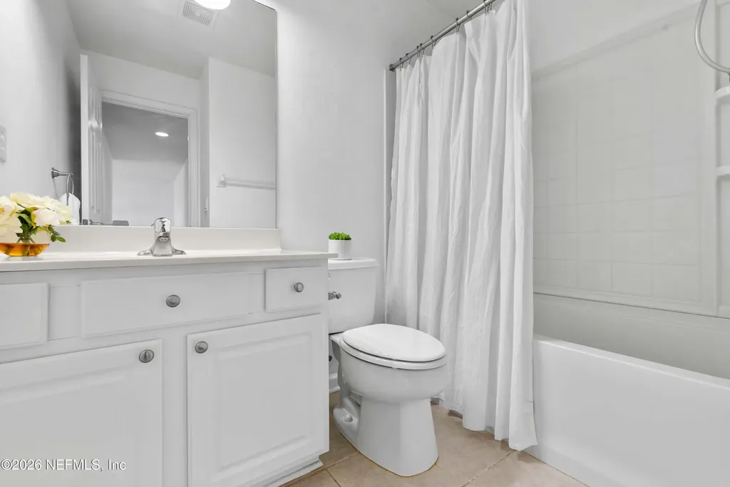 3897 Lionheart Drive Jacksonville FL 32216