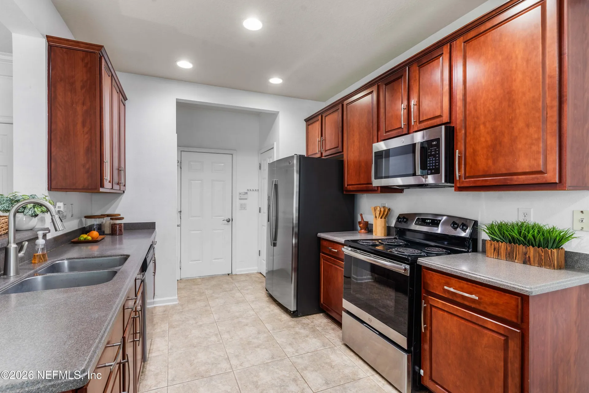3897 Lionheart Drive Jacksonville FL 32216