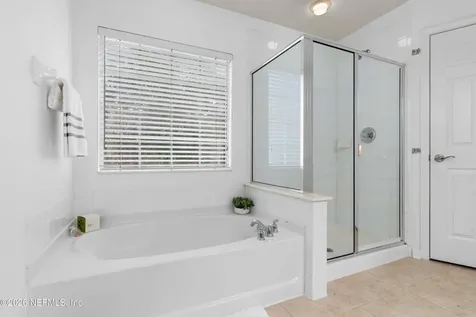 3897 Lionheart Drive Jacksonville FL 32216