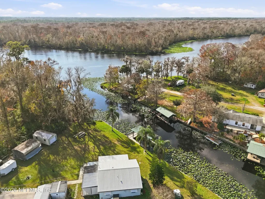 116 Waterside Avenue Satsuma FL 32189