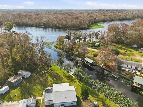 116 Waterside Avenue Satsuma FL 32189