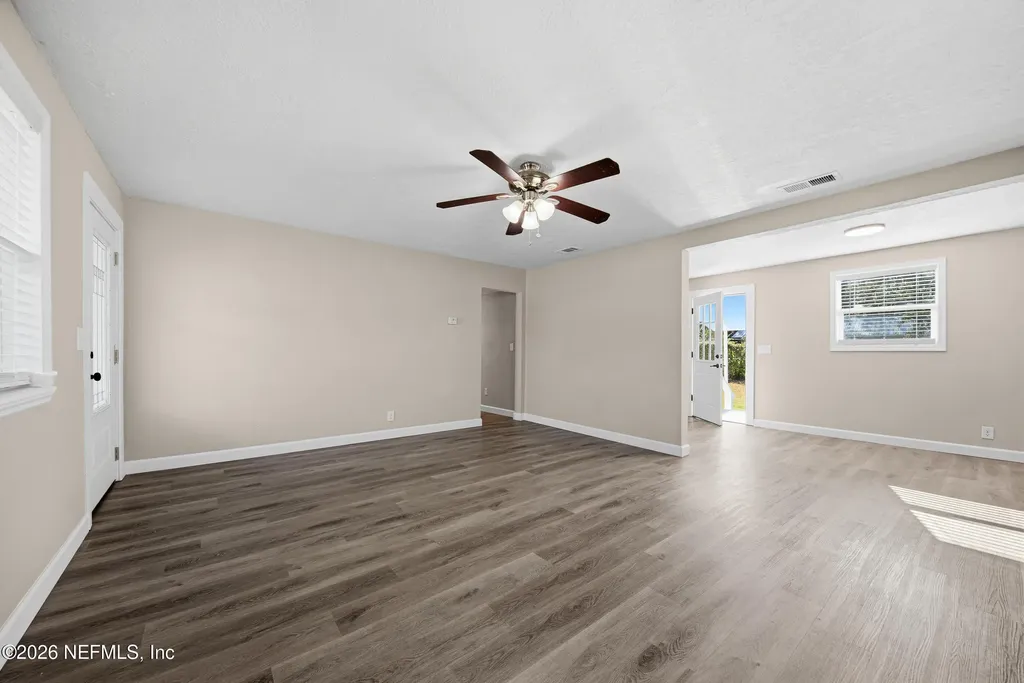 1643 Spruce Street Green Cove Springs FL 32043