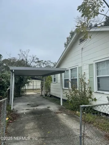 3542 Division Street Jacksonville FL 32209