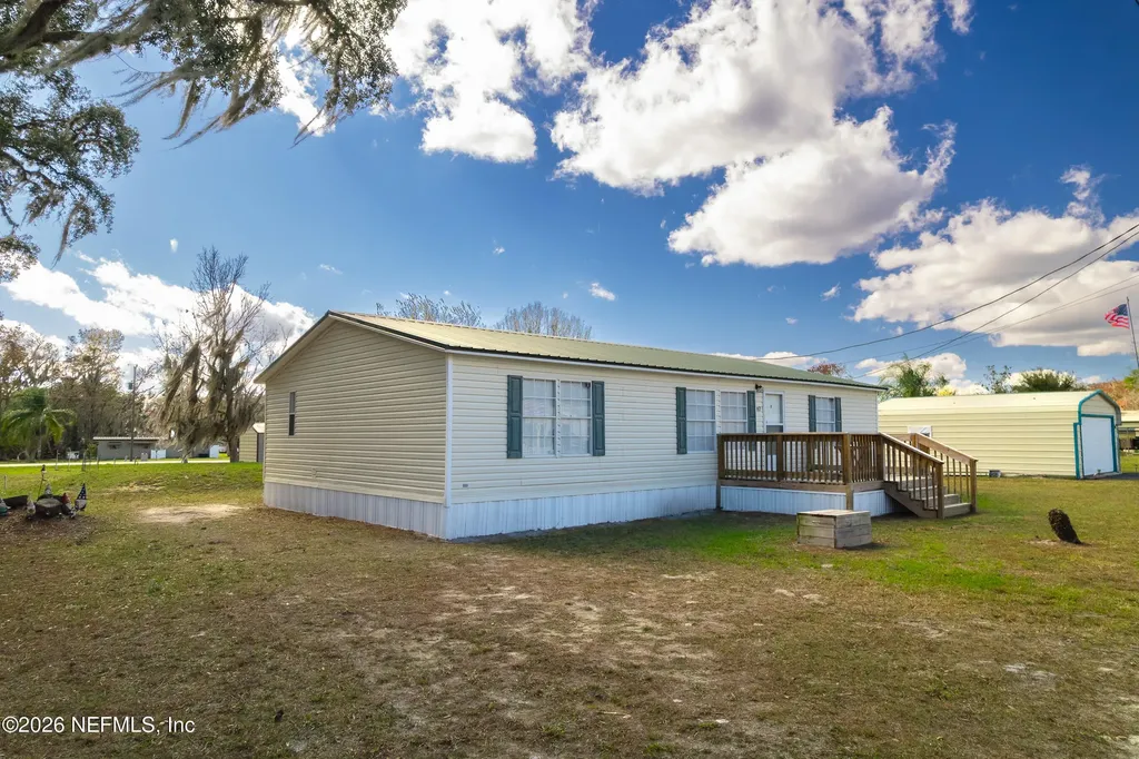 117 Lake View Avenue Georgetown FL 32139