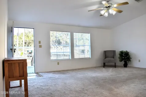 117 Lake View Avenue Georgetown FL 32139
