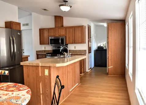117 Lake View Avenue Georgetown FL 32139
