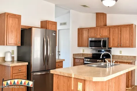 117 Lake View Avenue Georgetown FL 32139