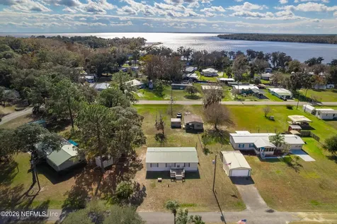117 Lake View Avenue Georgetown FL 32139