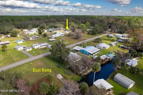 117 Lake View Avenue Georgetown FL 32139