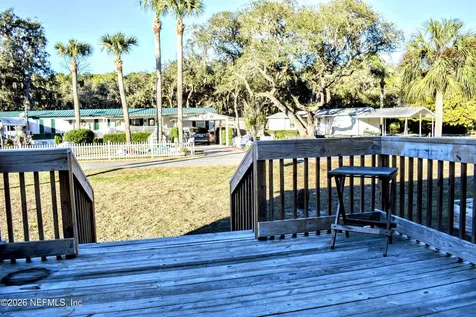 117 Lake View Avenue Georgetown FL 32139
