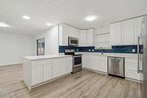 8234 Frost Street S Jacksonville FL 32221