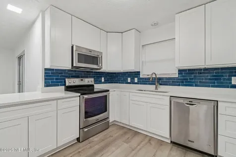 8234 Frost Street S Jacksonville FL 32221