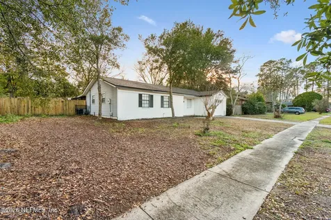 8234 Frost Street S Jacksonville FL 32221