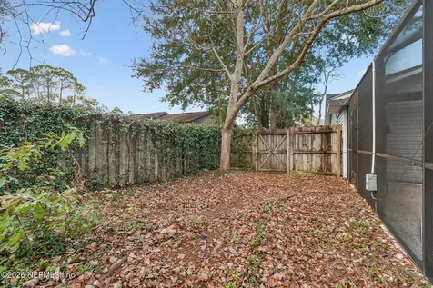 8234 Frost Street S Jacksonville FL 32221