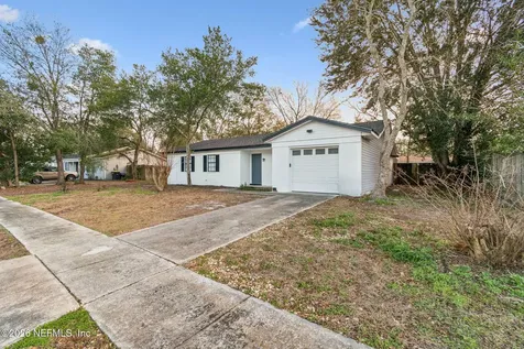 8234 Frost Street S Jacksonville FL 32221