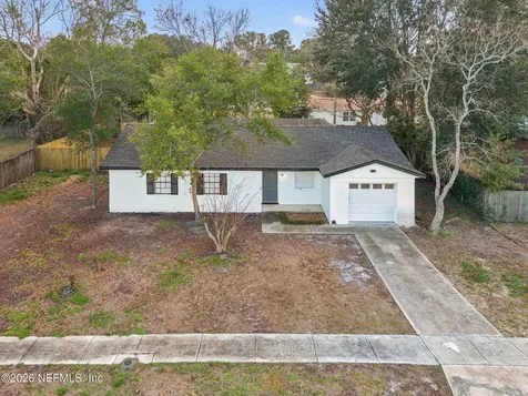 8234 Frost Street S Jacksonville FL 32221