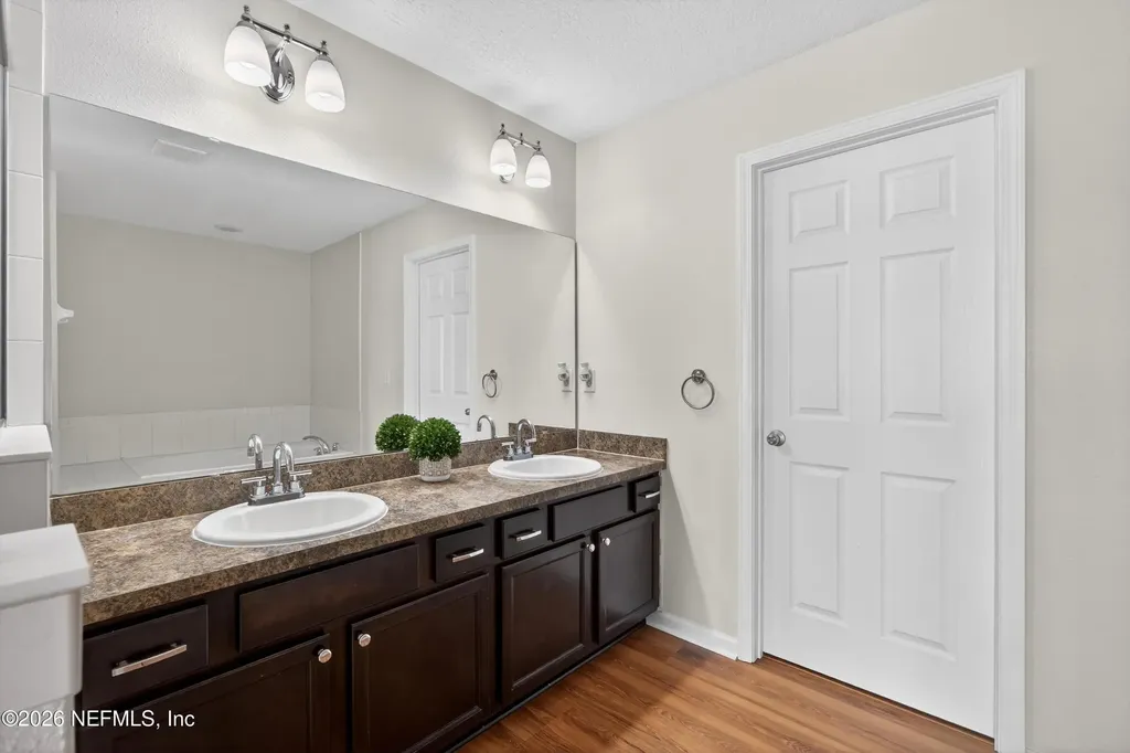 5000 Magnolia Valley Drive Jacksonville FL 32210