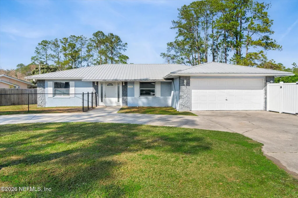 104 Magnolia Drive East Palatka FL 32131