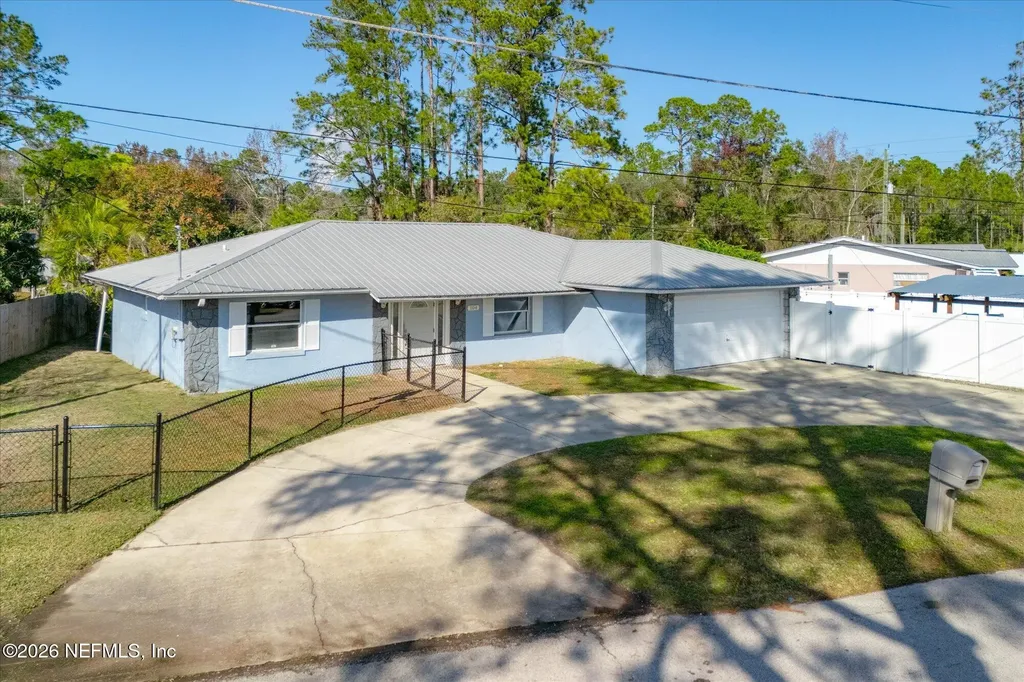 104 Magnolia Drive East Palatka FL 32131