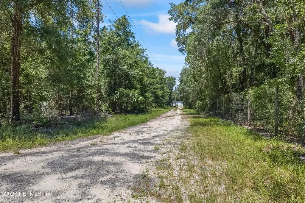2005 County Road 16 Green Cove Springs FL 32043