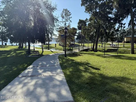 2005 County Road 16 Green Cove Springs FL 32043