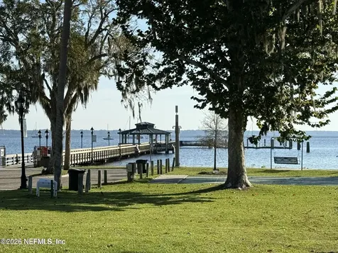 2005 County Road 16 Green Cove Springs FL 32043
