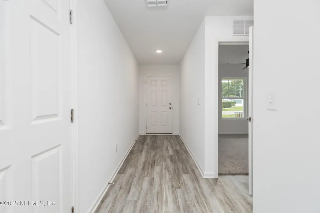 7849 Pipit Avenue Jacksonville FL 32219