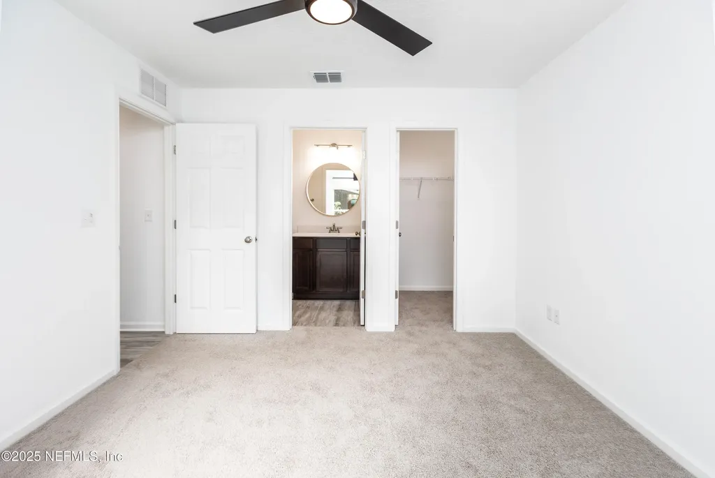 7849 Pipit Avenue Jacksonville FL 32219