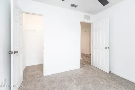 7849 Pipit Avenue Jacksonville FL 32219
