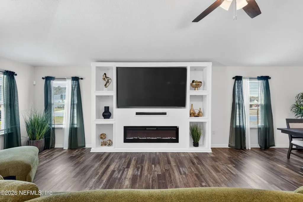 8314 Hawkes Meadow Drive Jacksonville FL 32219