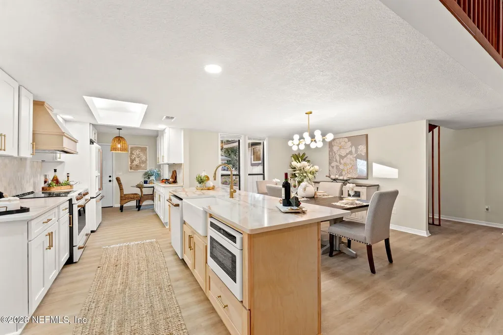 1875 Live Oak Lane Atlantic Beach FL 32233
