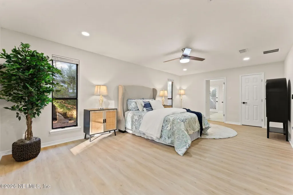 1875 Live Oak Lane Atlantic Beach FL 32233