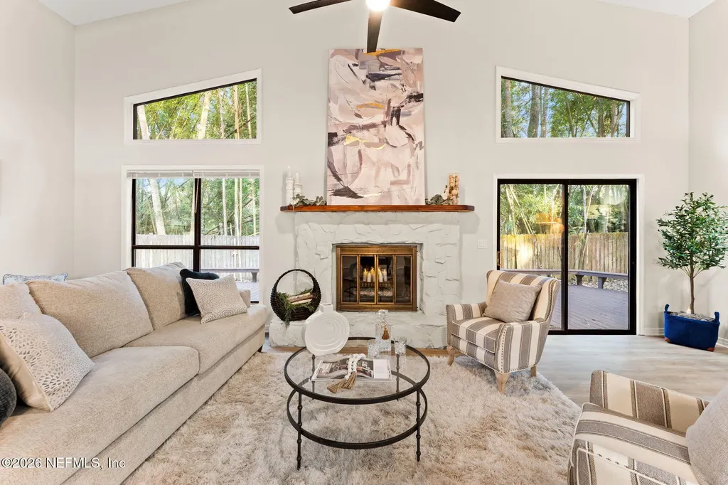 1875 Live Oak Lane Atlantic Beach FL 32233