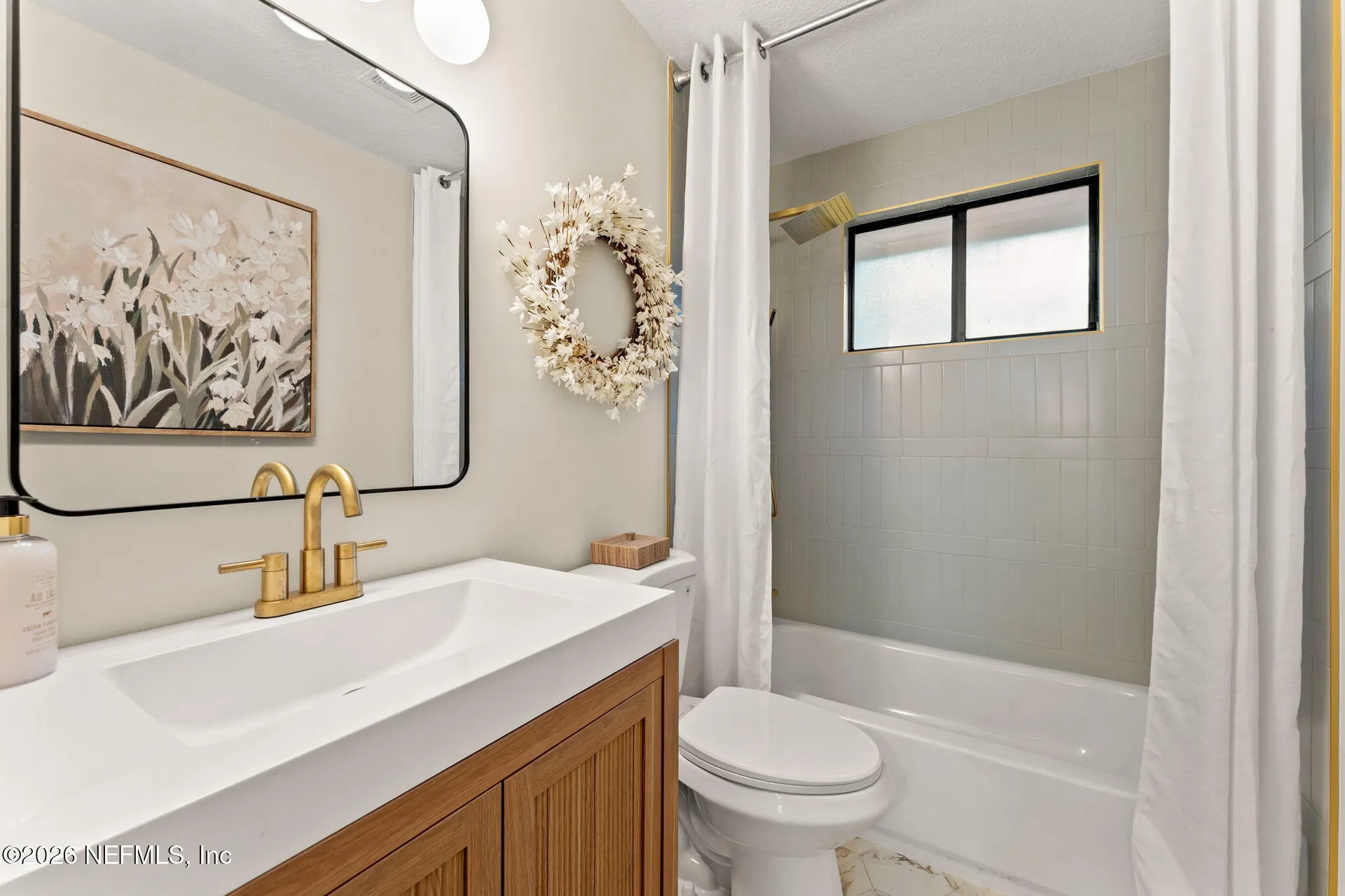 1875 Live Oak Lane Atlantic Beach FL 32233