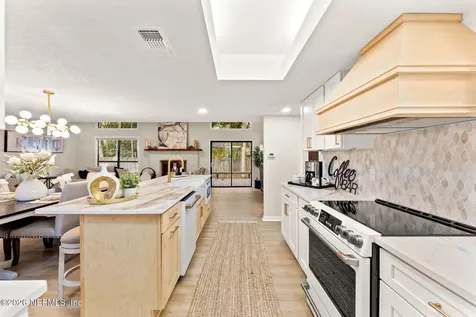 1875 Live Oak Lane Atlantic Beach FL 32233