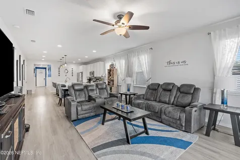 1465 Tropical Pine Cove Middleburg FL 32068