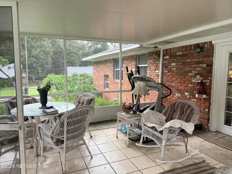 1610 Holly Oaks Lake Road E Jacksonville FL 32225