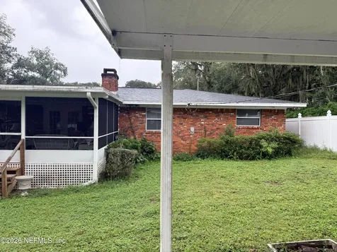 1610 Holly Oaks Lake Road E Jacksonville FL 32225