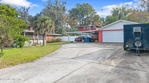 1610 Holly Oaks Lake Road E Jacksonville FL 32225