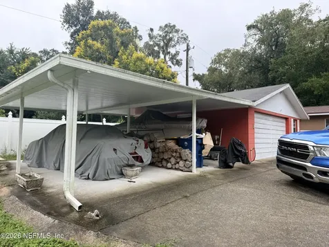 1610 Holly Oaks Lake Road E Jacksonville FL 32225