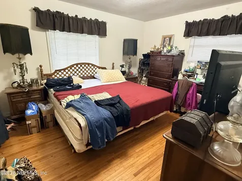 1610 Holly Oaks Lake Road E Jacksonville FL 32225