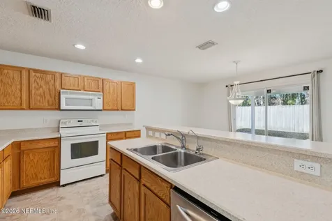 11255 Martin Lakes Drive N Jacksonville FL 32220