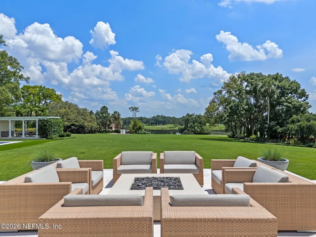 2300 N Scenic Highway Lake Wales FL 33898