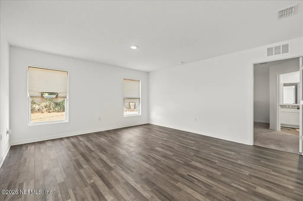 671 Live Oak Loop Crescent City FL 32112