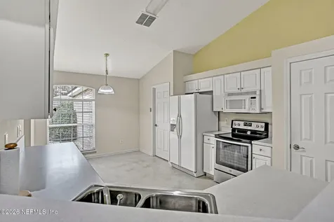 2712 Cold Creek Boulevard Jacksonville FL 32221