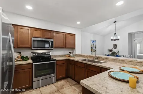 3828 Millpoint Drive Jacksonville FL 32257