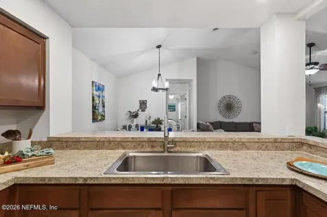 3828 Millpoint Drive Jacksonville FL 32257