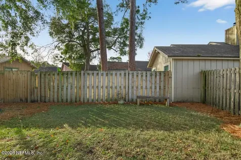 3828 Millpoint Drive Jacksonville FL 32257