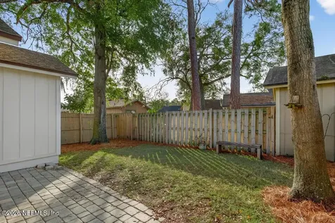 3828 Millpoint Drive Jacksonville FL 32257